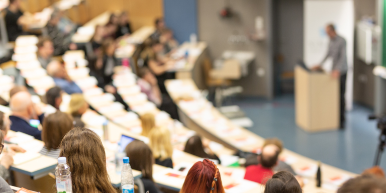 Formation : Interview avec Micha Mettouchi docteure en histoire et civilisations de l’université Paris Cité