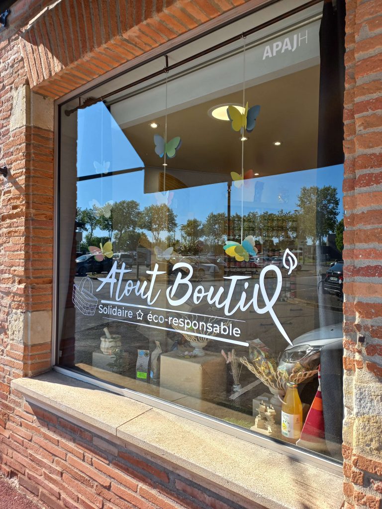 Inauguration d’Atout Boutiq’ : une boutique solidaire et écoresponsable